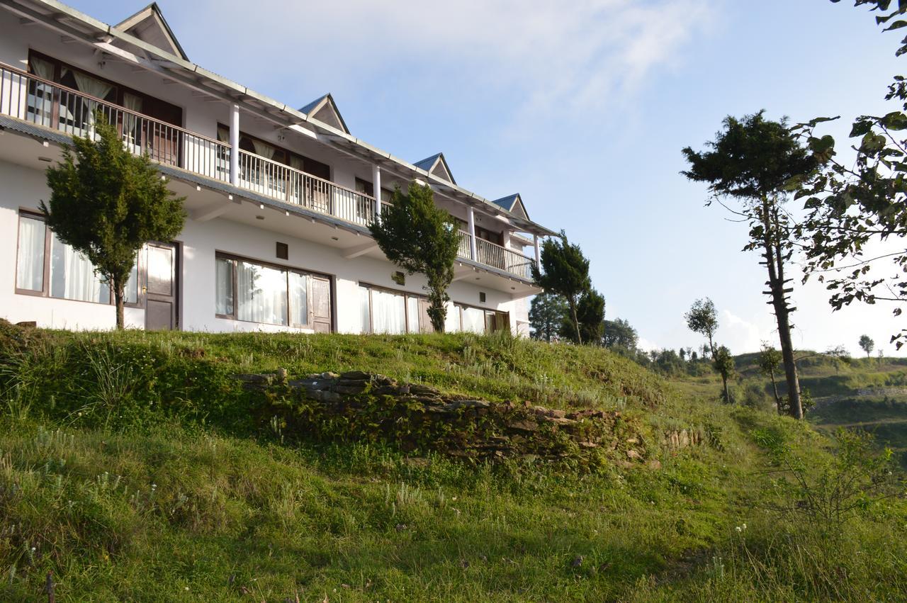 Alpine Chalet Resort Mukteshwar Esterno foto